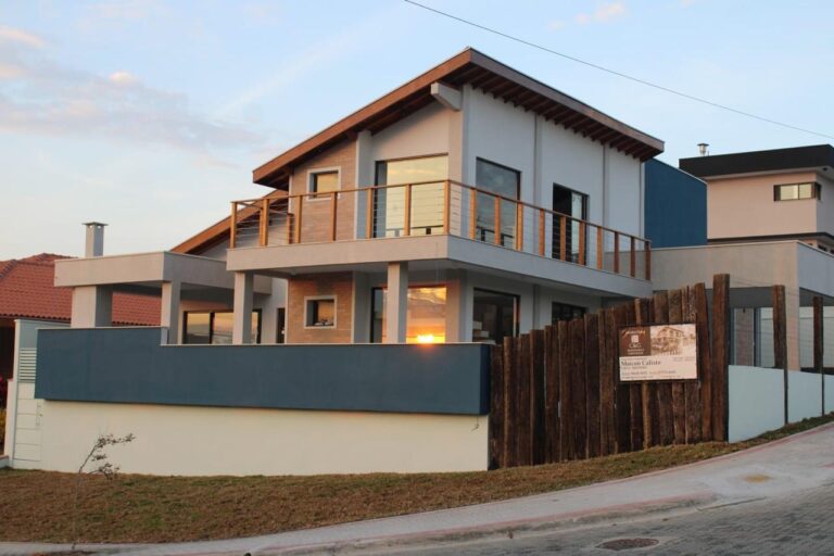 WhatsApp Image 2025-03-23 at 08.40.50 (1)