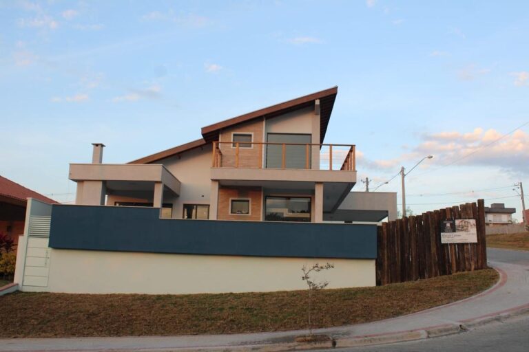 WhatsApp Image 2025-03-23 at 08.40.50