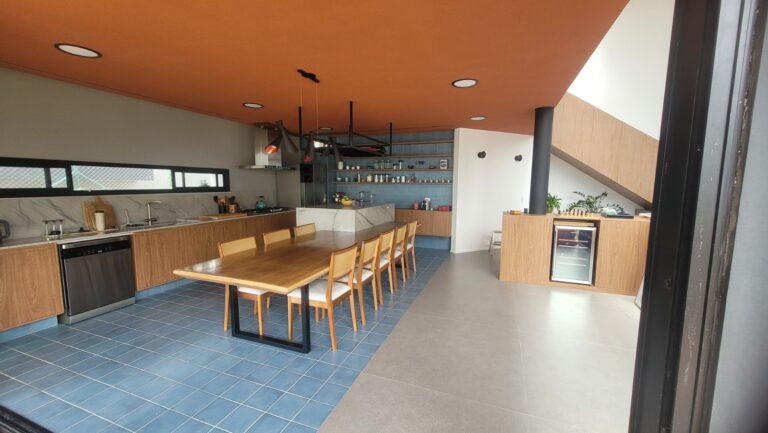 WhatsApp Image 2025-04-28 at 18.44.07